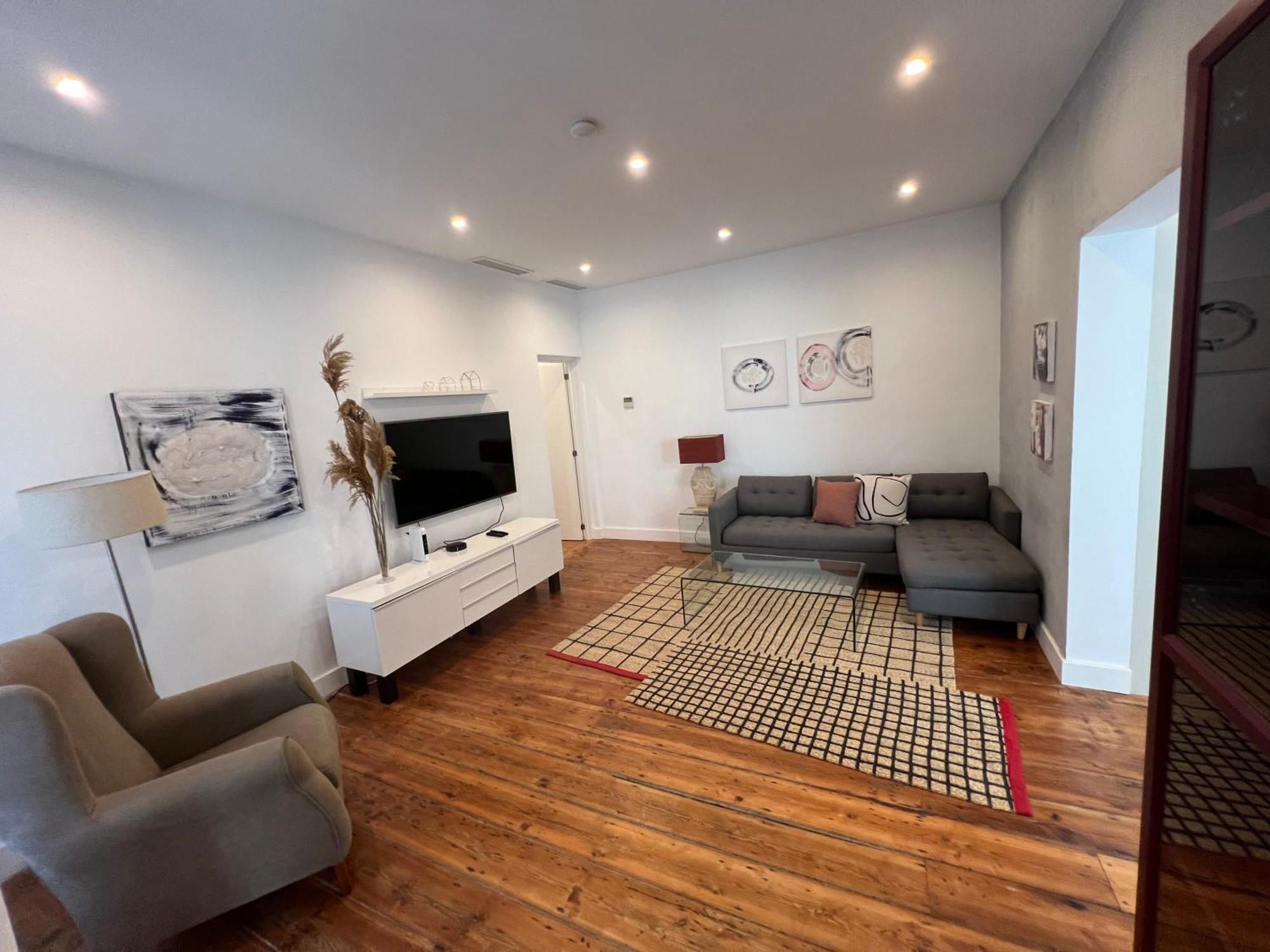 Apartamento Luxe 2Br Family Oasis In Gibraltar Exterior foto